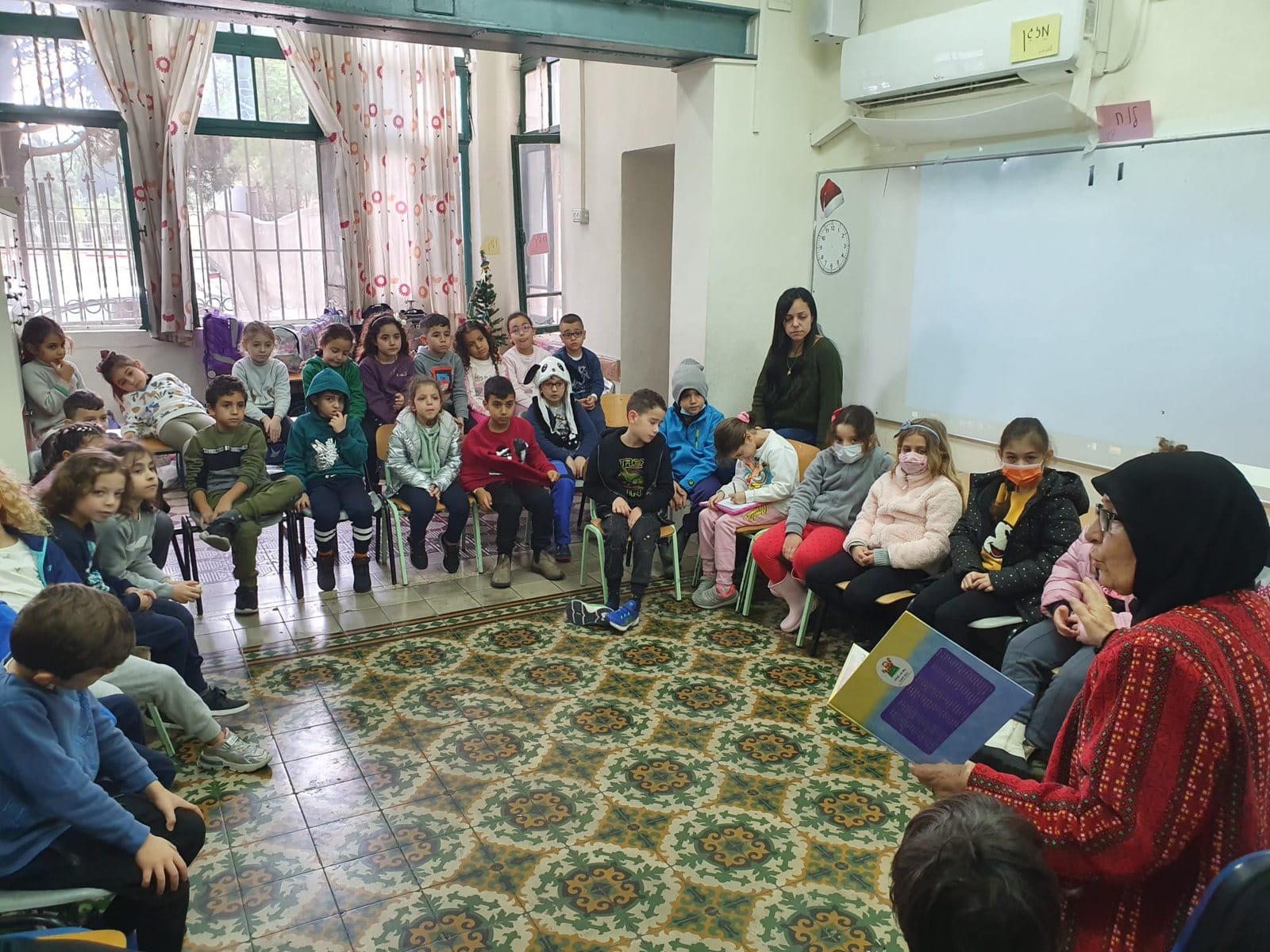 جمعية التطوير الاجتماعي في حيفا تبادر للاحتفاء بيوم اللغة العربية العالمي في مدارس حيفا العربية · صورة 3